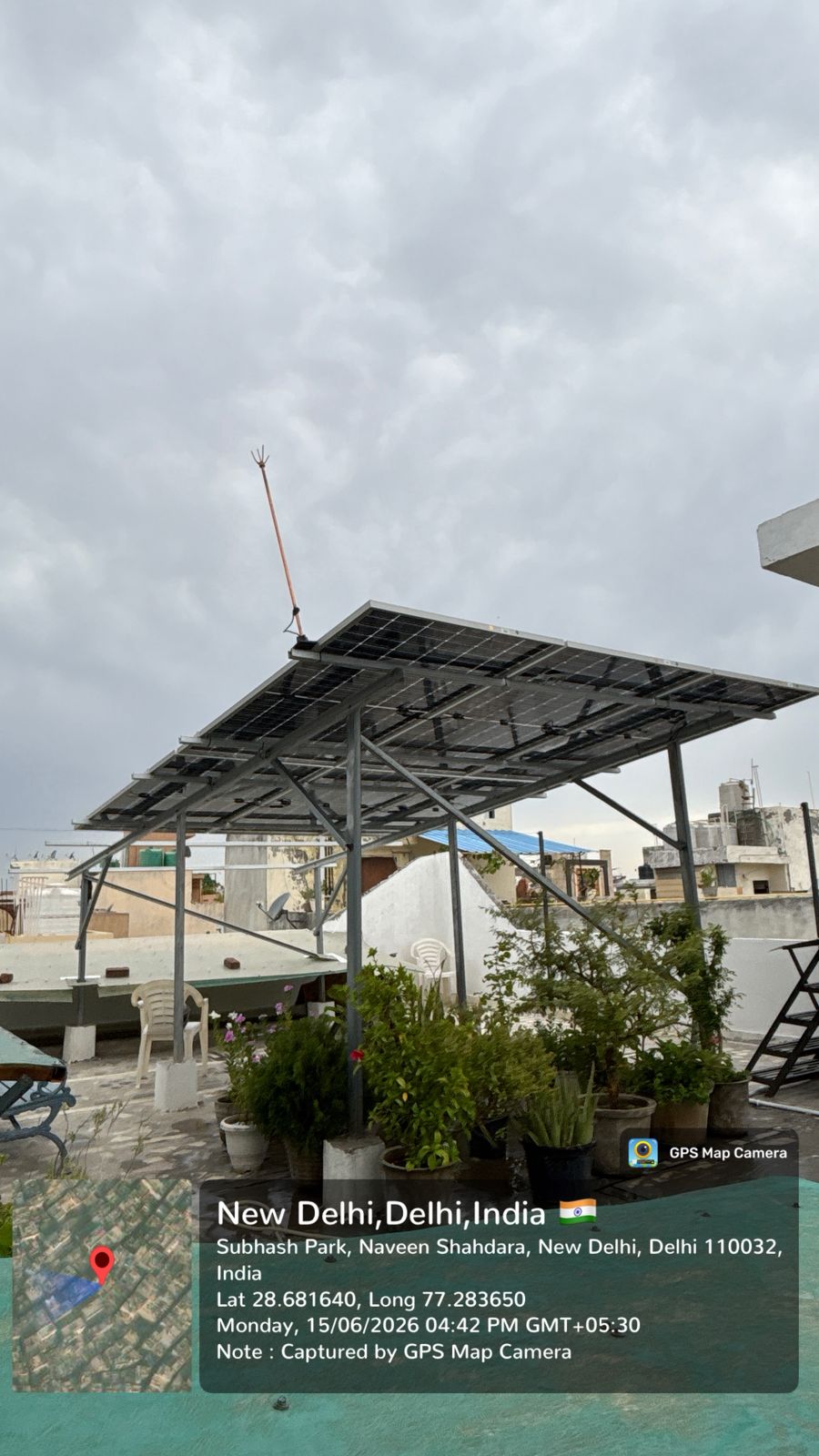 Solar panel installation in Naveen Shahdara, Delhi